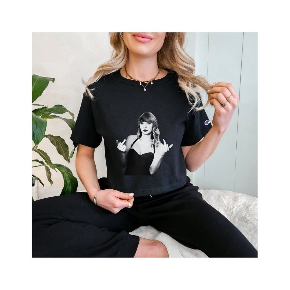 Champion Women Cropped Tshirt Taylor Middle Finger Ttpd Shirt